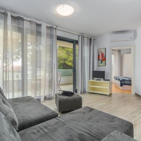 Lux Hotel Novigrad  Luaran gambar