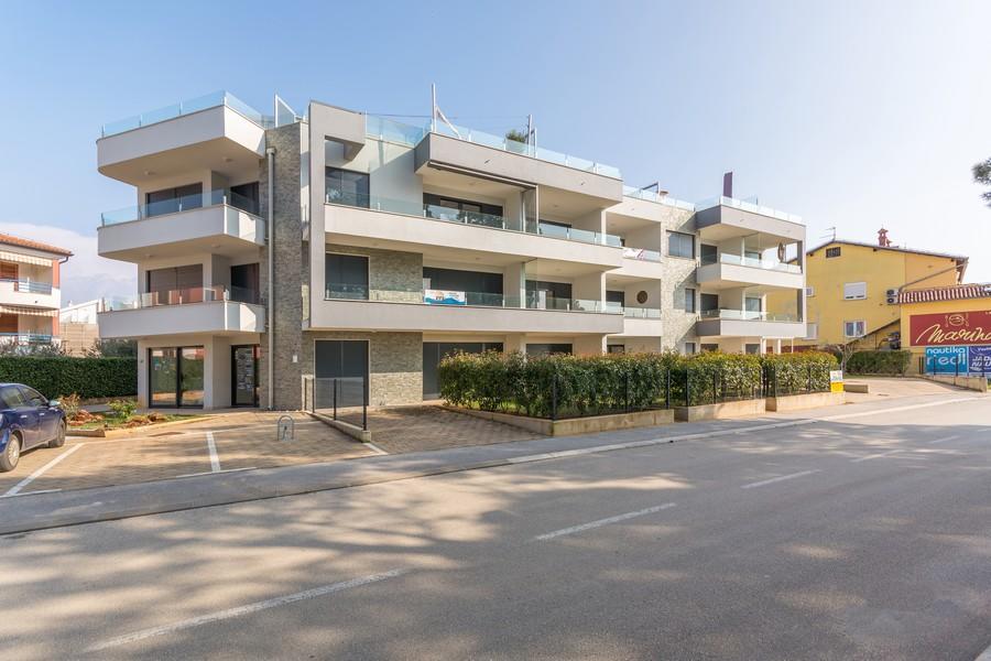 Lux Hotel Novigrad  Luaran gambar